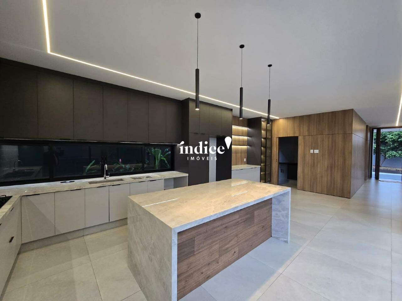 Casas Condomínio para à venda no Vila do Golf na cidade de Ribeirão Preto: 