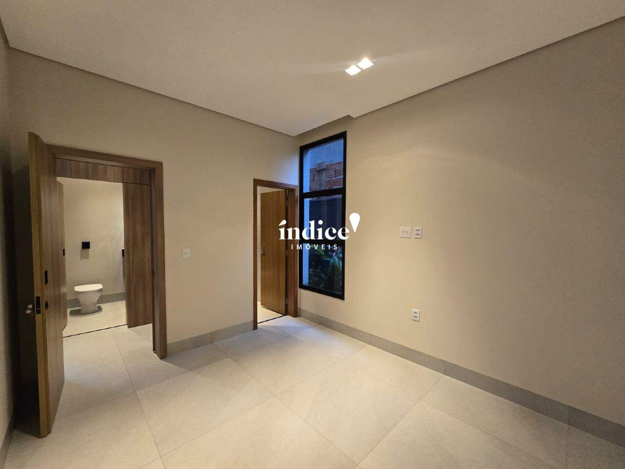Casas Condomínio para à venda no Vila do Golf na cidade de Ribeirão Preto: 