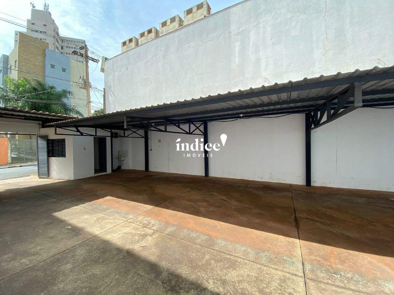 Salão Comercial para para aluguel no Centro na cidade de Ribeirão Preto: 