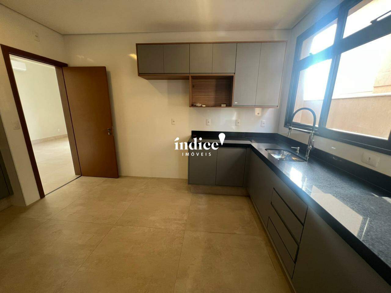 Casas Condomínio para para aluguel no Vila do Golfe na cidade de Ribeirão Preto: 