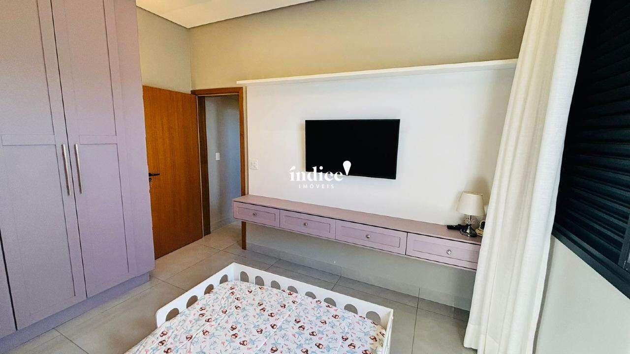 Casas Condomínio para à venda no Cravinhos na cidade de Cravinhos: 