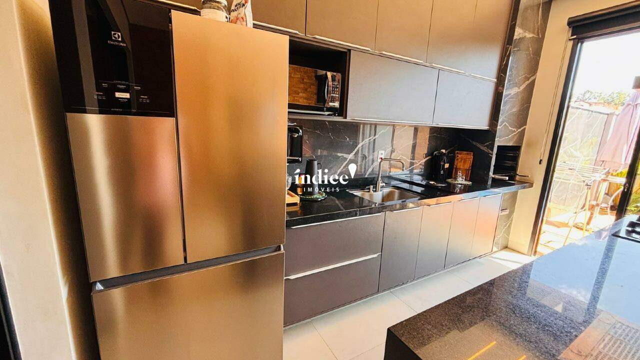Casas Condomínio para à venda no Cravinhos na cidade de Cravinhos: 
