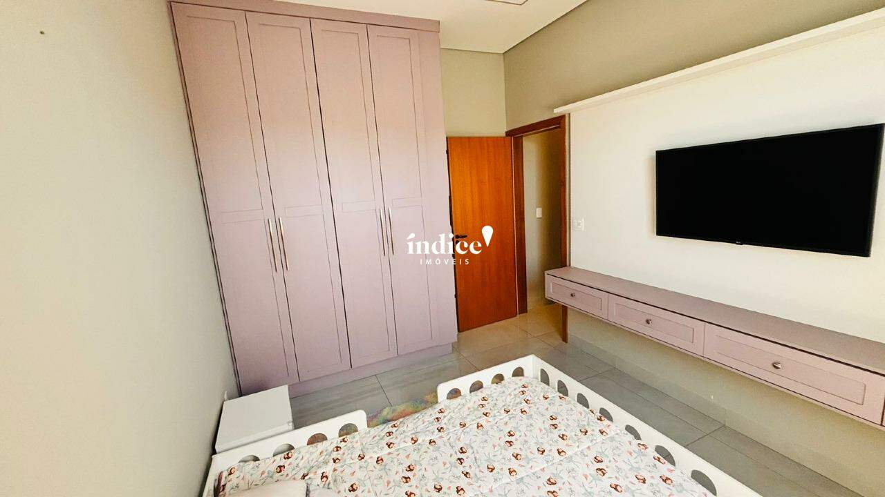 Casas Condomínio para à venda no Cravinhos na cidade de Cravinhos: 