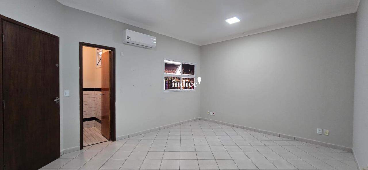 Sala Comercial para para aluguel no Condomínio Itamaraty na cidade de Ribeirão Preto: 