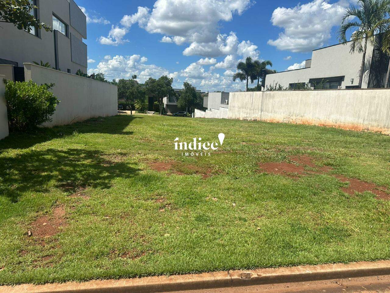 Terrenos Condomínio para à venda no Alphaville na cidade de Ribeirão Preto: 