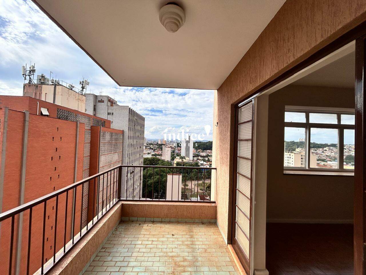 Apartamento para à venda no Centro na cidade de Ribeirão Preto: