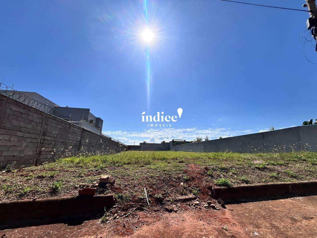 Terrenos Condomínio para à venda no Recanto do Rio Pardo na cidade de Jardinópolis:
