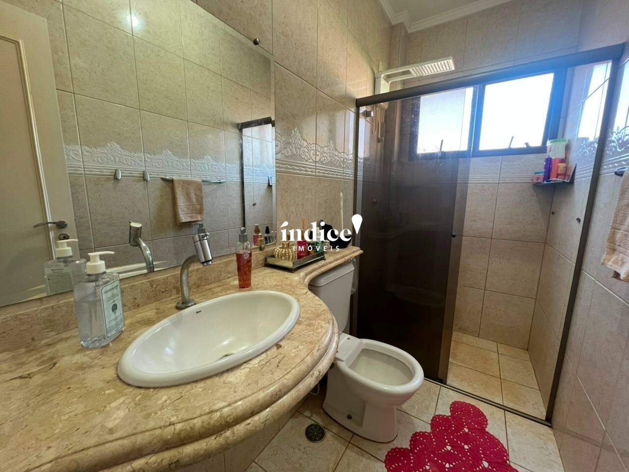 Casas Condomínio para à venda no Jardim Castelo Branco na cidade de Ribeirão Preto: 