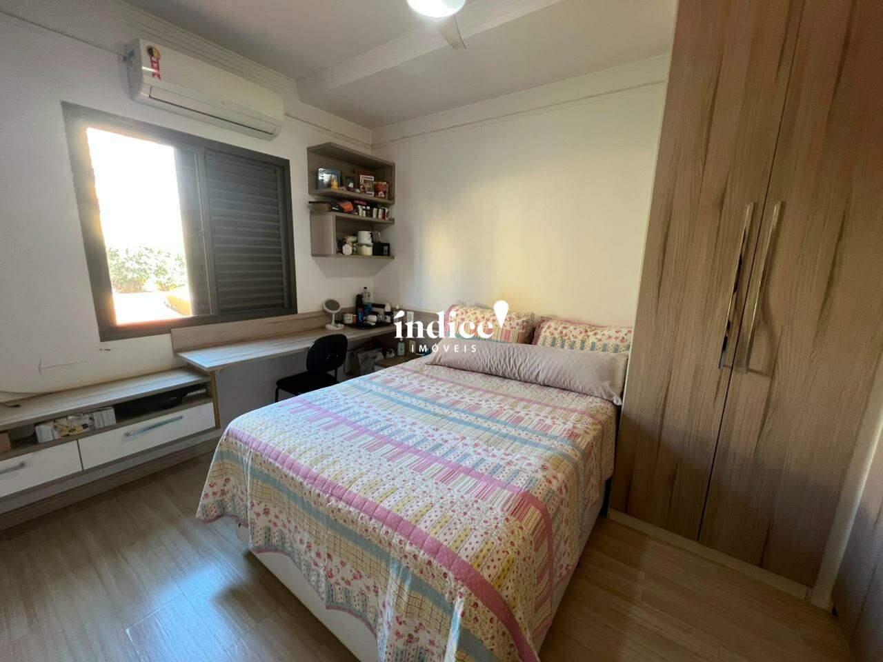 Casas Condomínio para à venda no Jardim Castelo Branco na cidade de Ribeirão Preto: 