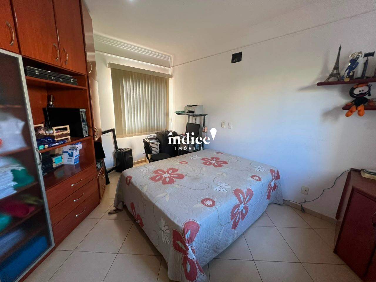 Casas Condomínio para à venda no Jardim Castelo Branco na cidade de Ribeirão Preto: 