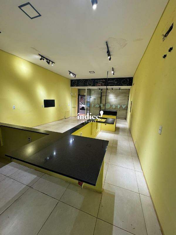 Salão Comercial para para aluguel no Centro na cidade de Ribeirão Preto: