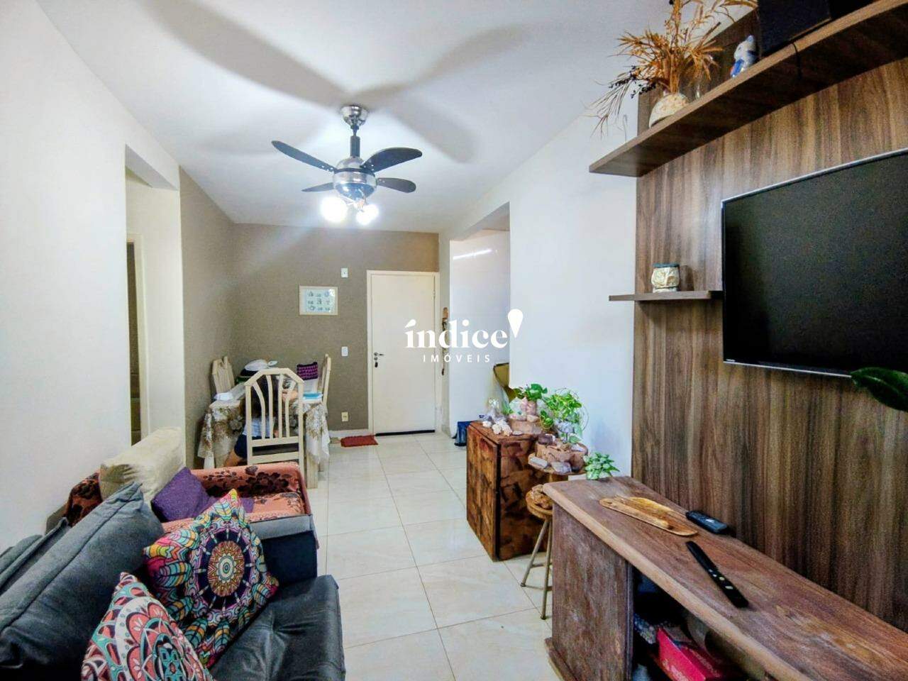 Apartamento para à venda no Jardim Guaporé na cidade de Ribeirão Preto: sala