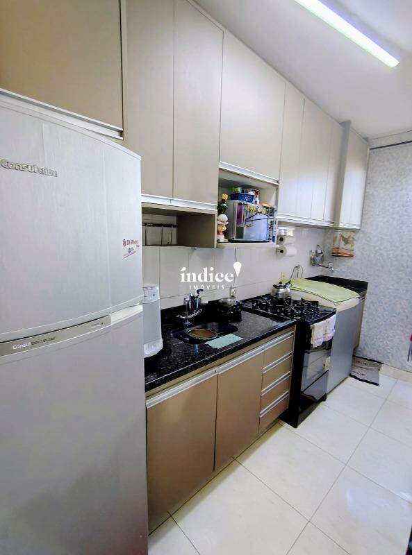 Apartamento para à venda no Jardim Guaporé na cidade de Ribeirão Preto: cozinha