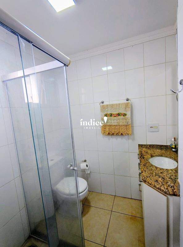 Apartamento para à venda no Jardim Paulista na cidade de Ribeirão Preto: banheiro suite