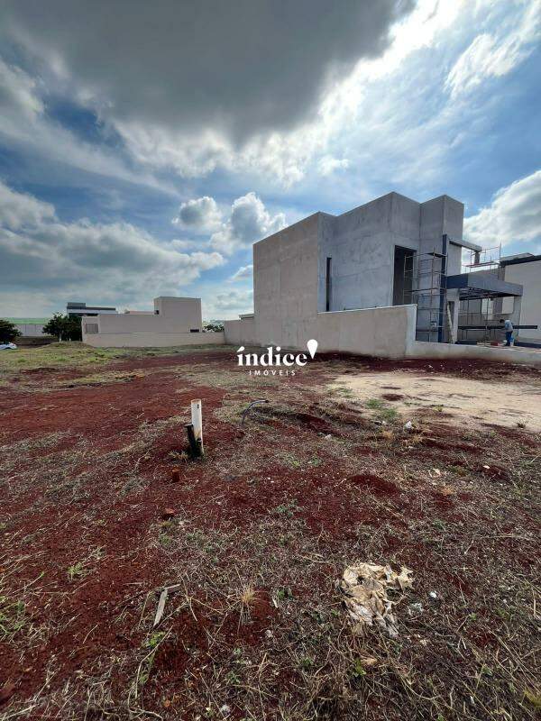 Terrenos Condomínio para à venda no Vivendas da Mata na cidade de Ribeirão Preto: 