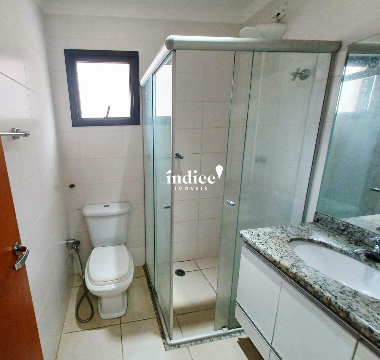 Apartamento para à venda no Jardim Botânico na cidade de Ribeirão Preto: Banheiro social
