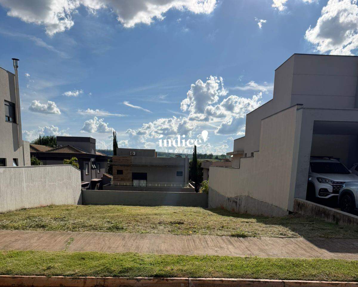 Terrenos Condomínio para à venda no Vila do Golf na cidade de Ribeirão Preto: 