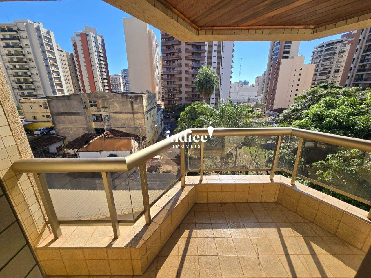 Apartamento para à venda no Centro na cidade de Ribeirão Preto: 