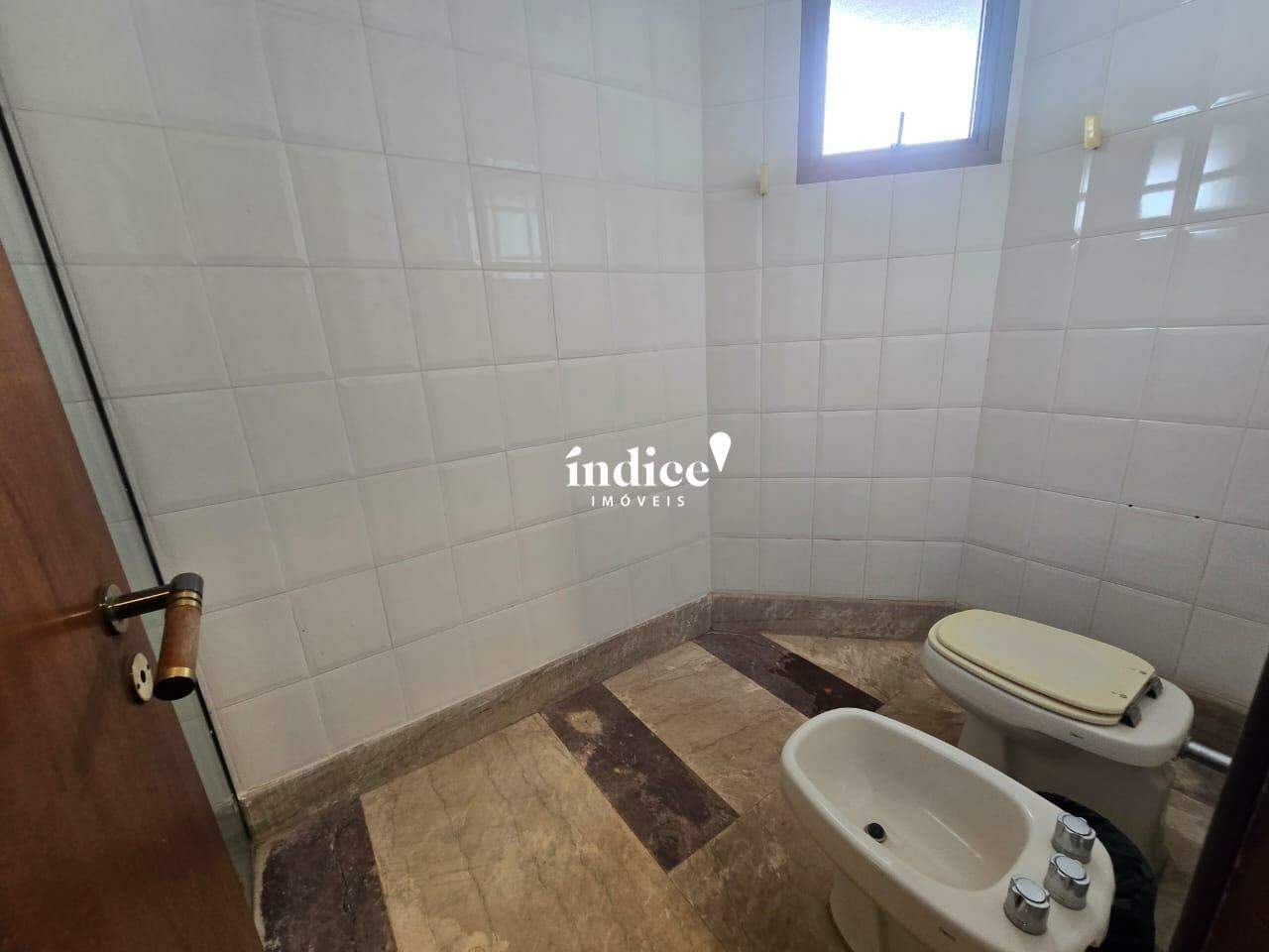 Apartamento para à venda no Centro na cidade de Ribeirão Preto: 