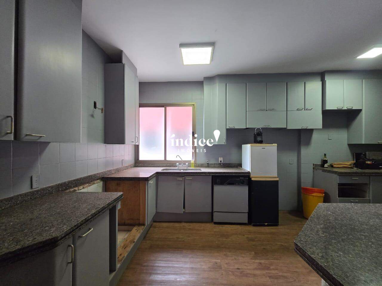 Apartamento para à venda no Centro na cidade de Ribeirão Preto: 