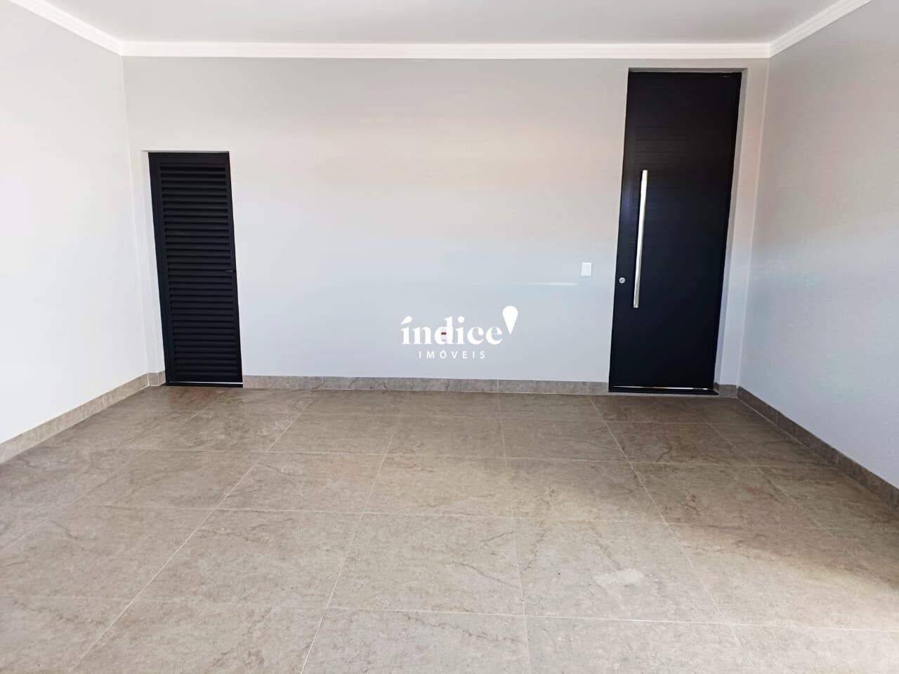 Casas para à venda no Belvedere na cidade de Ribeirão Preto: Garagem