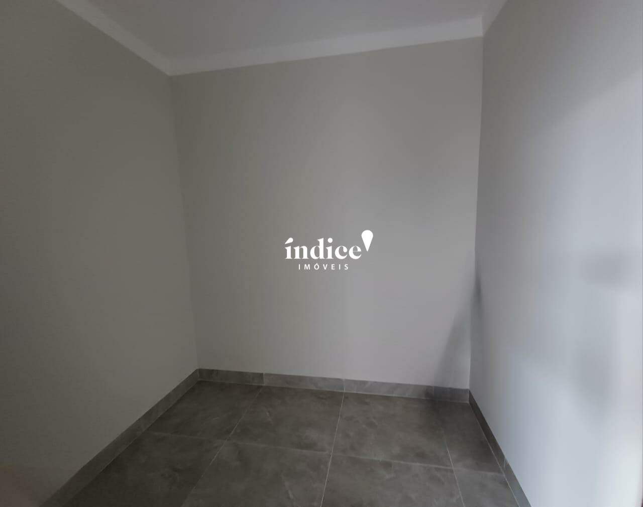 Casas para à venda no Belvedere na cidade de Ribeirão Preto: Quarto despejo