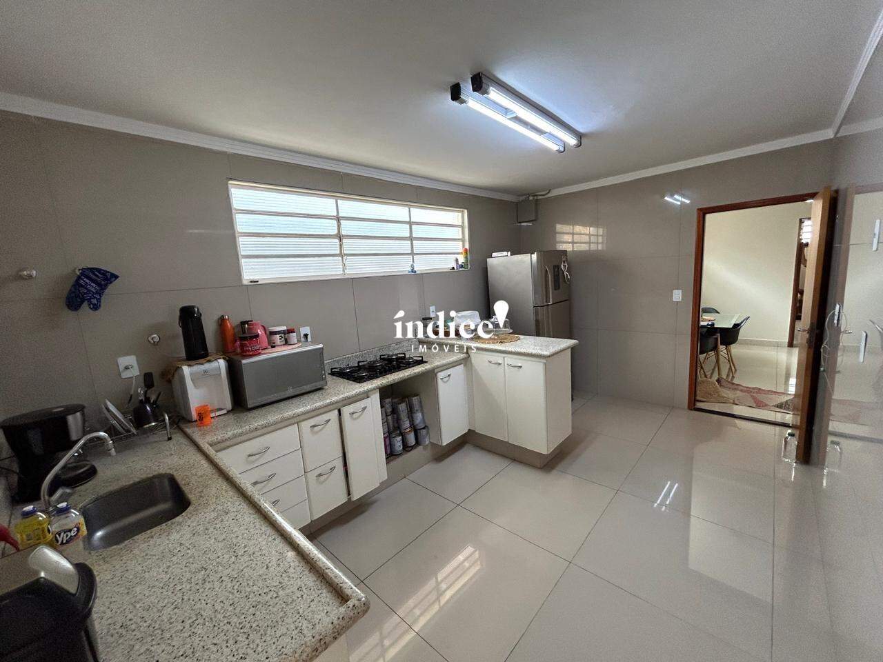 Casas para à venda no Independência na cidade de Ribeirão Preto: 