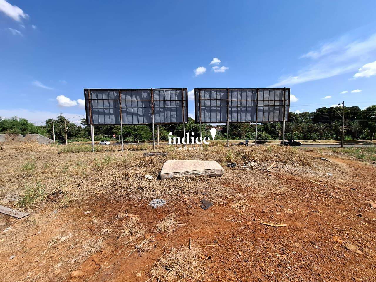 Terrenos Bairro para à venda no Campos Elíseos na cidade de Ribeirão Preto: 