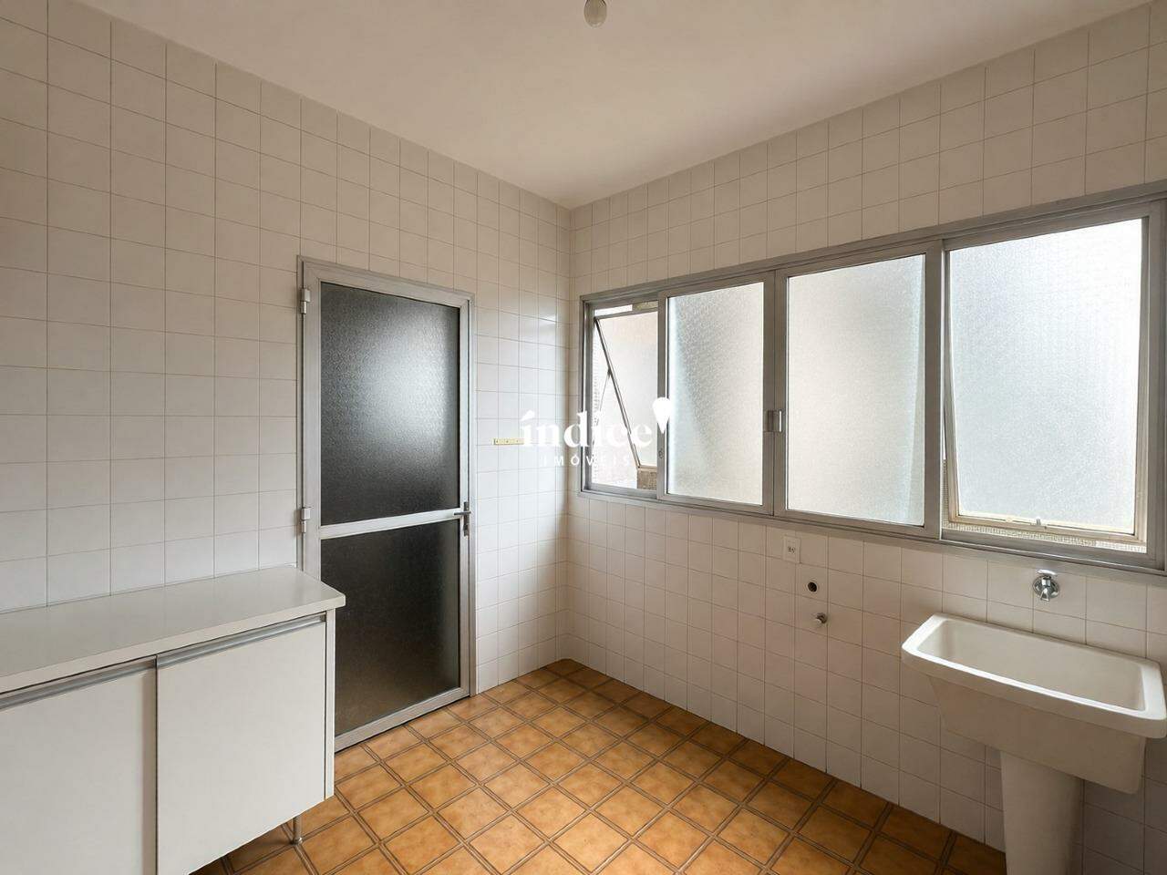 Apartamento para para aluguel no Centro na cidade de Ribeirão Preto: