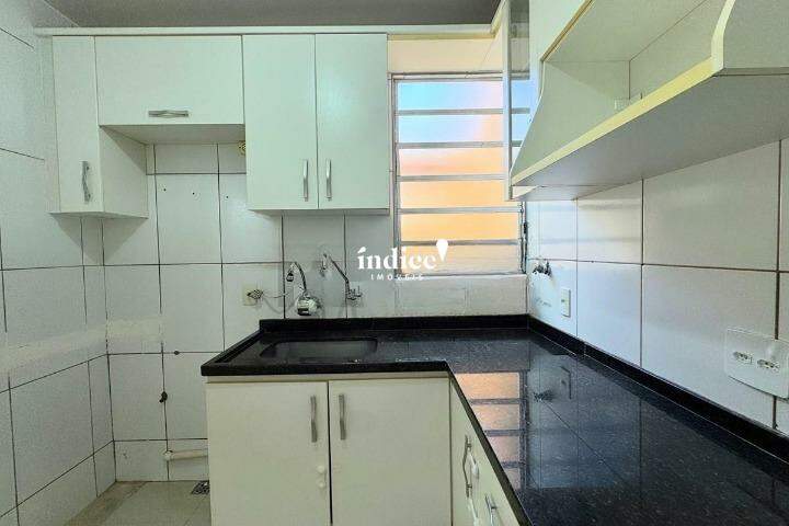 Casas Condomínio para à venda no Jardim Guaporé na cidade de Ribeirão Preto: