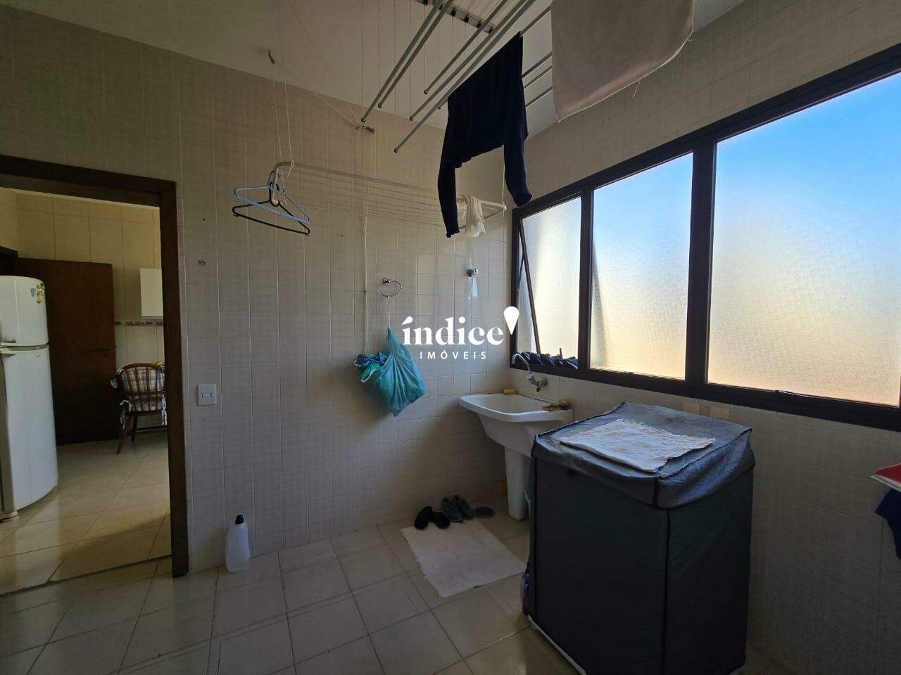 Apartamento para à venda no Centro na cidade de Ribeirão Preto: