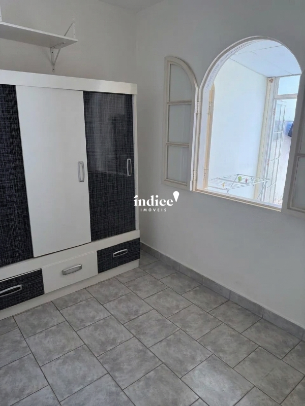 Casas para à venda no Independência na cidade de Ribeirão Preto: 