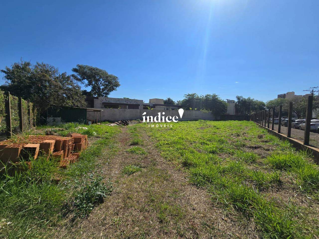 Terrenos Bairro para à venda no Jardim Canadá na cidade de Ribeirão Preto: 