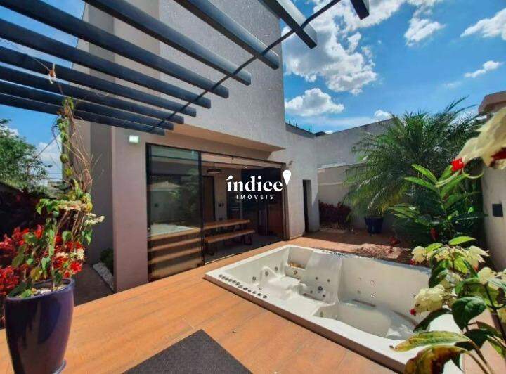 Casas Condomínio para à venda no Vila do Golf na cidade de Ribeirão Preto: 