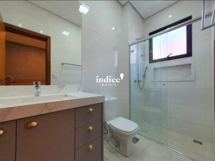 Casas Condomínio para à venda no Vila do Golf na cidade de Ribeirão Preto: 