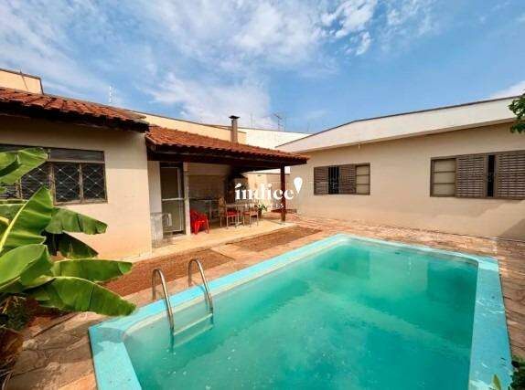 Casas para à venda no Parque dos Bandeirantes na cidade de Ribeirão Preto: 