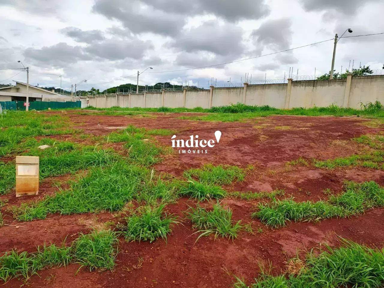 Terrenos Condomínio para à venda no Recreio Anhangüera na cidade de Ribeirão Preto: