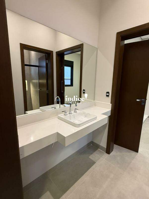Casas Condomínio para à venda no Vila do Golfe na cidade de Ribeirão Preto: 