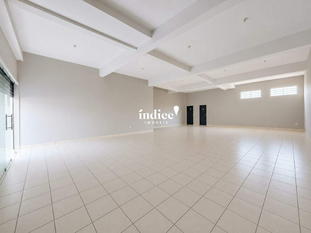Salão Comercial para para aluguel no Vila Virgínia na cidade de Ribeirão Preto: 