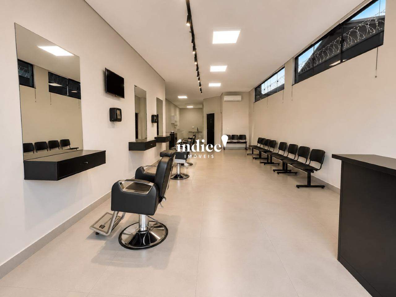 Salão Comercial para para aluguel no Iguatemi na cidade de Ribeirão Preto: 