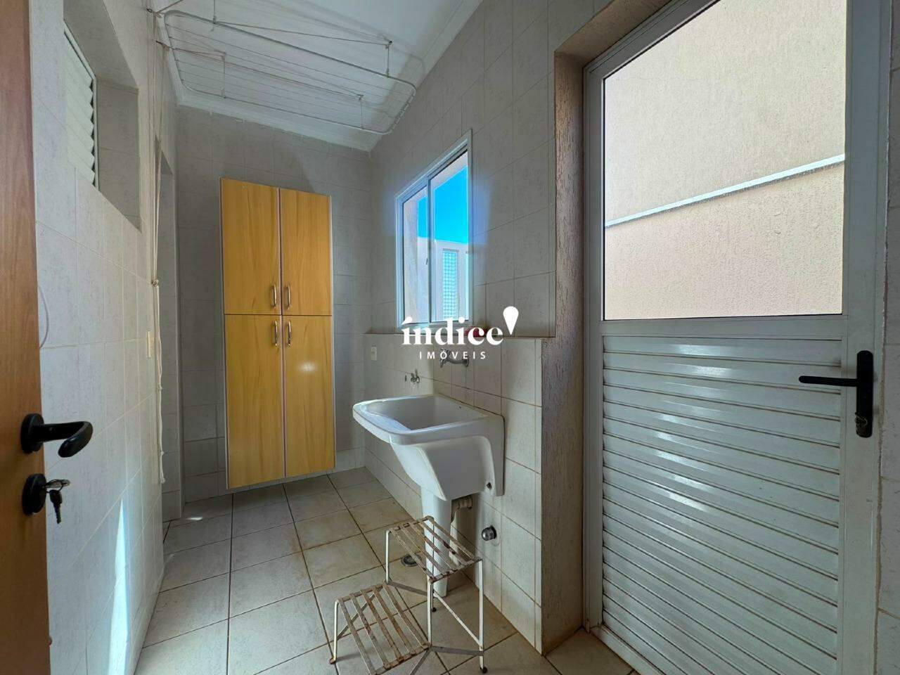 Casas Condomínio para para aluguel no Jardim Botânico na cidade de Ribeirão Preto: 
