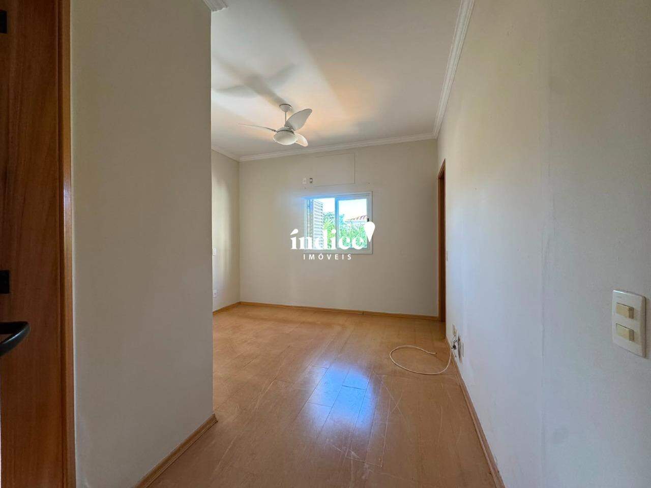Casas Condomínio para à venda no Jardim Botânico na cidade de Ribeirão Preto: 