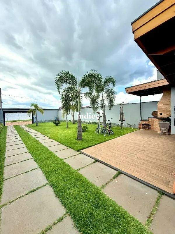 Casas Condomínio para à venda no Recanto do Rio Pardo na cidade de Jardinópolis:
