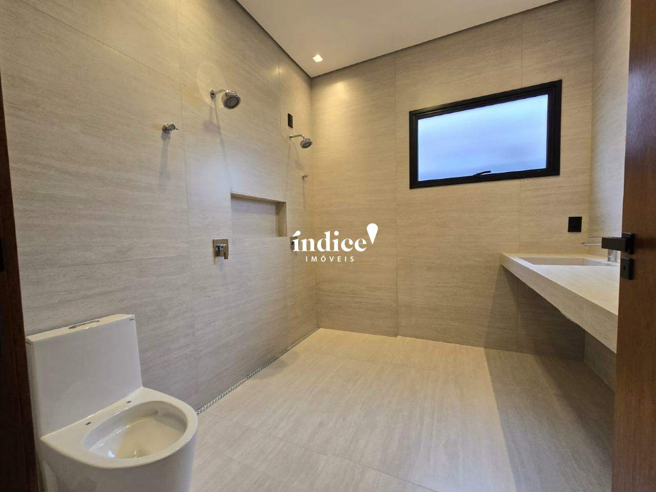 Casas Condomínio para à venda no Vila do Golf na cidade de Ribeirão Preto: 