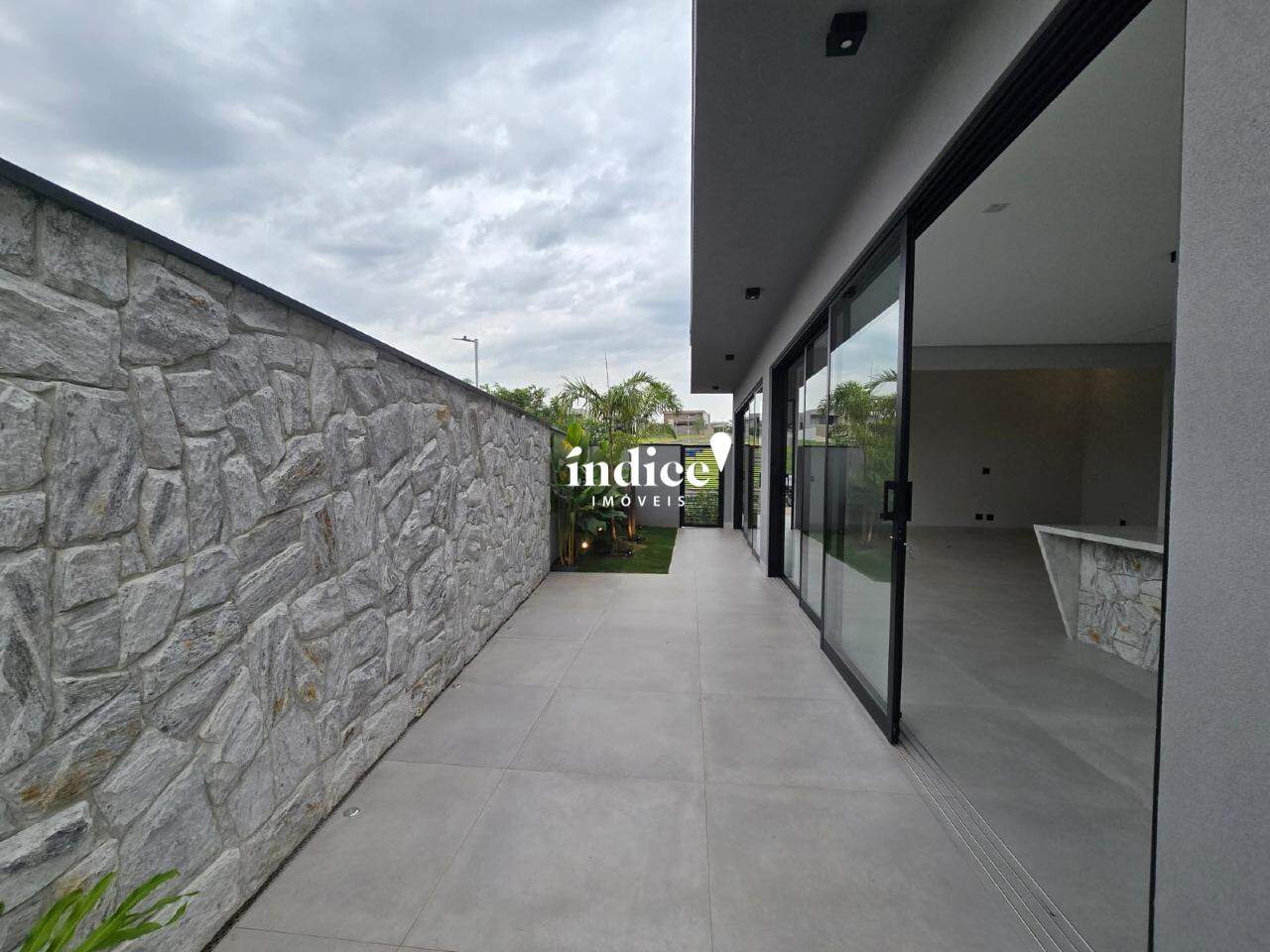 Casas Condomínio para à venda no Vila do Golf na cidade de Ribeirão Preto: 