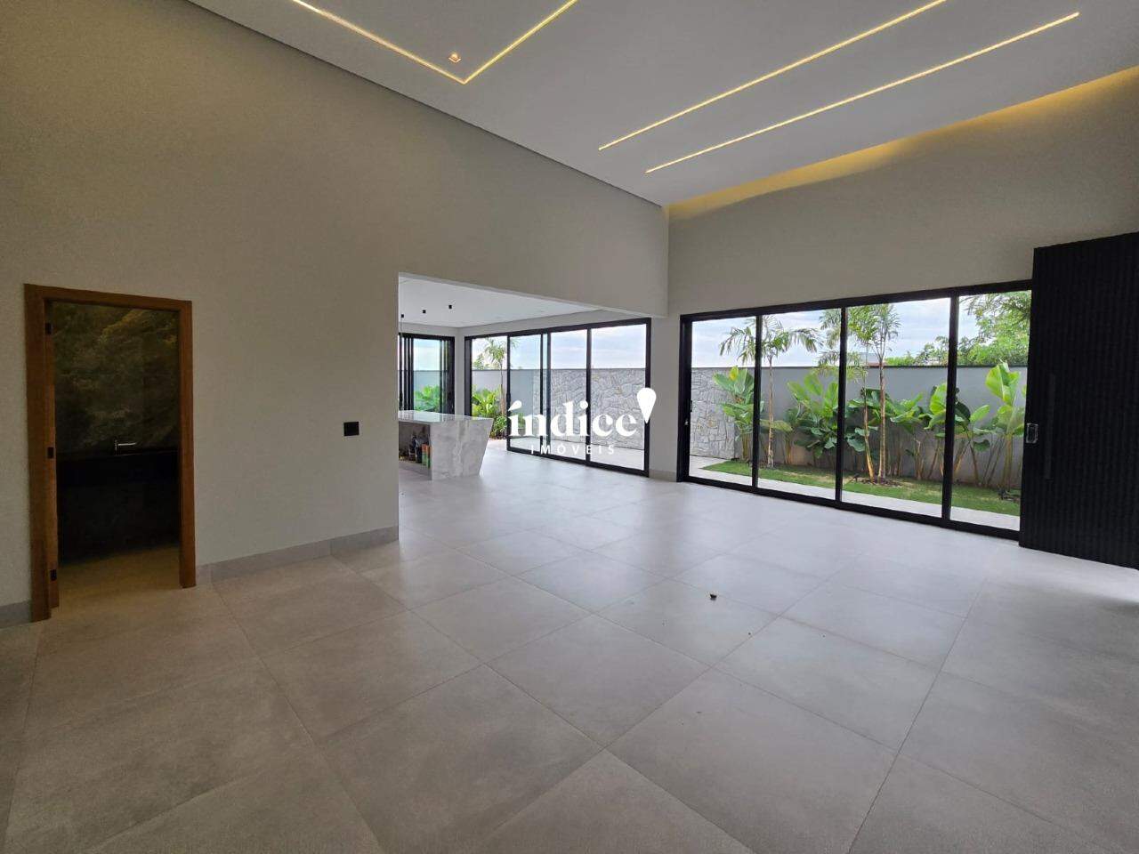 Casas Condomínio para à venda no Vila do Golf na cidade de Ribeirão Preto: 