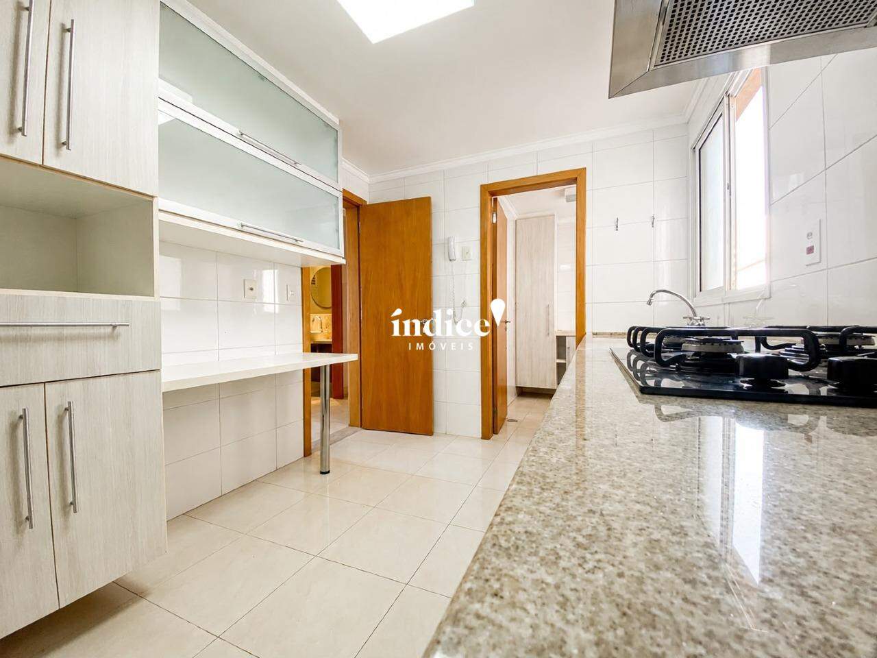 Apartamento para para aluguel no Santa Cruz do José Jacques na cidade de Ribeirão Preto: 