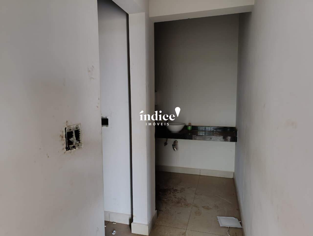 Salão Comercial para para aluguel no Jardim Cristo Redentor na cidade de Ribeirão Preto: 