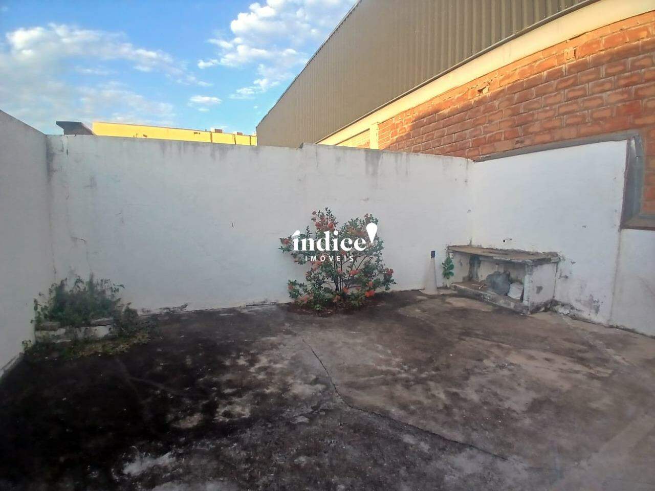 Casa Comercial para para aluguel no Jardim São Luiz na cidade de Ribeirão Preto: 