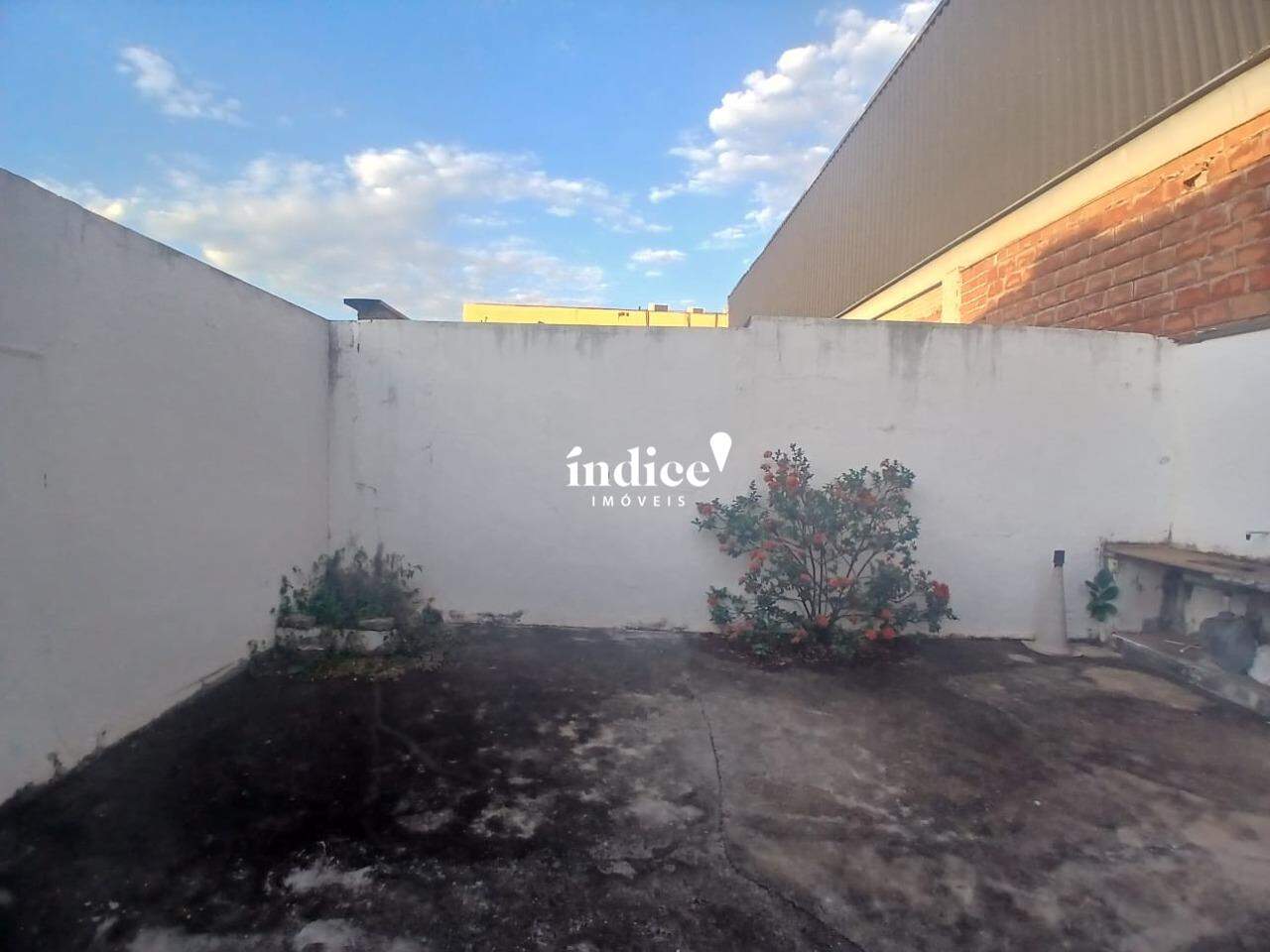 Casa Comercial para para aluguel no Jardim São Luiz na cidade de Ribeirão Preto: 